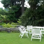Con Parco E Piscina-camaiore Villa *
