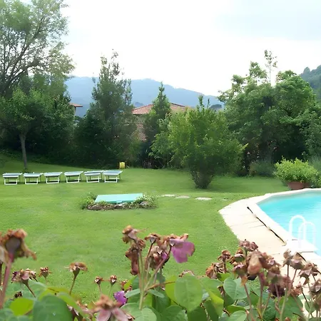 Con Parco E Piscina-camaiore Villa