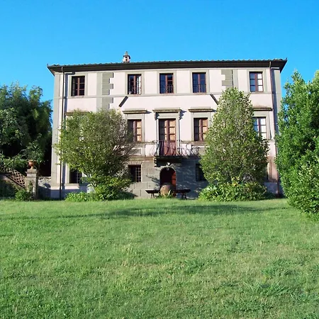 Con Parco E Piscina-camaiore Villa *